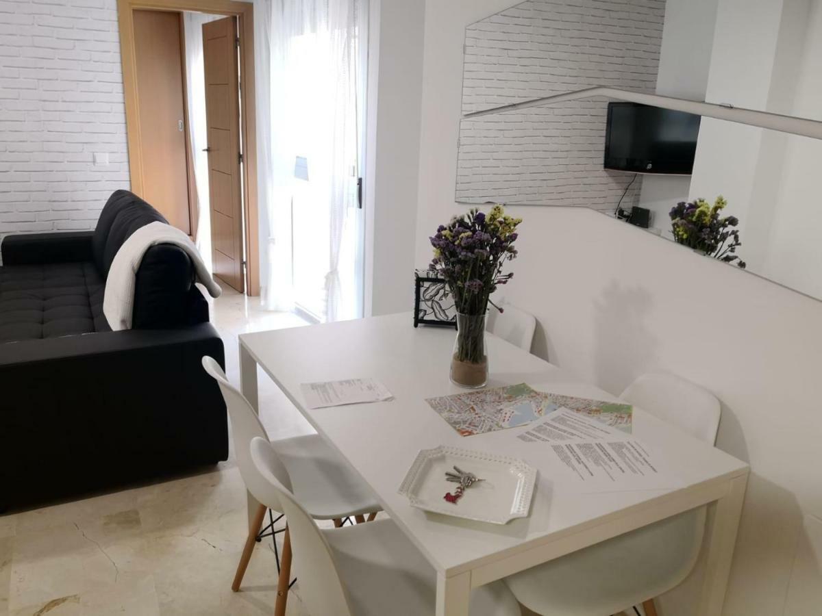 Apartamento La Victoria Malaga Exterior photo